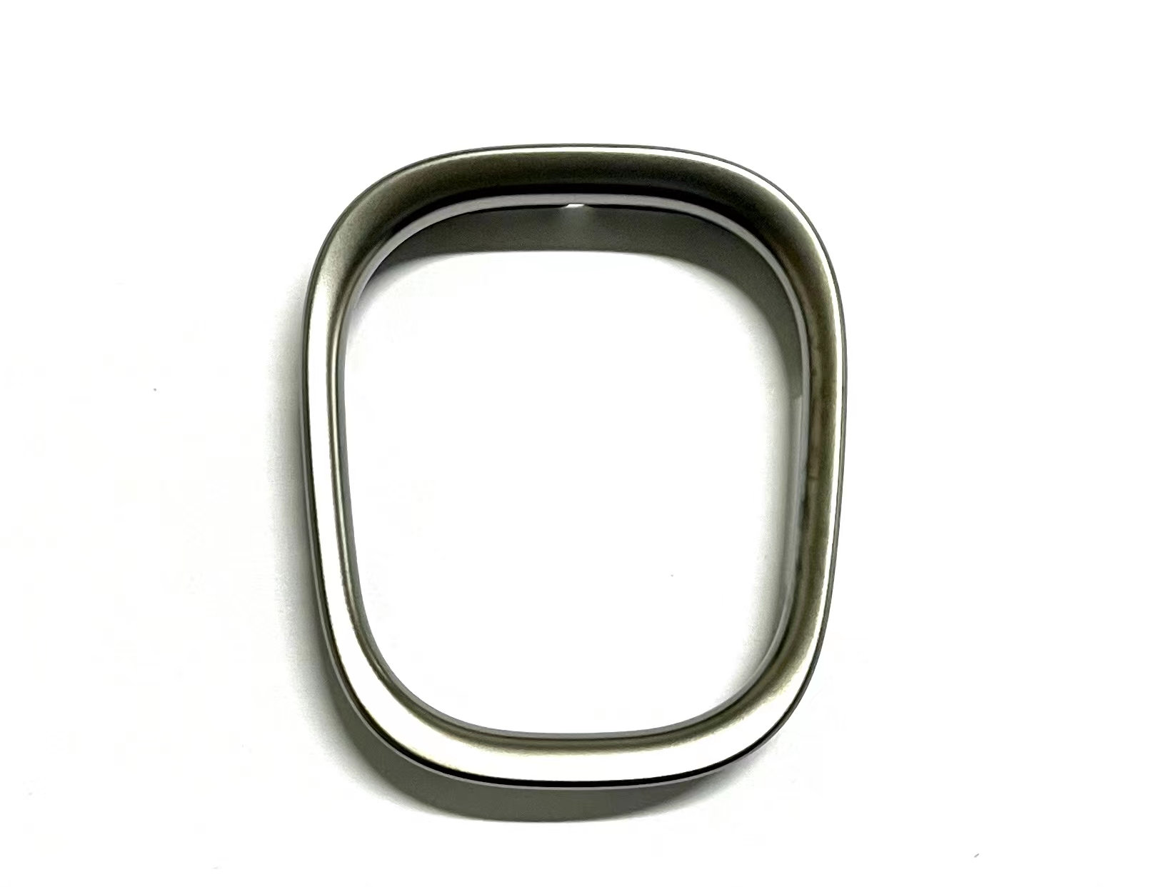 汽車內飾裝飾圈:塑膠注塑+水電鍍+AF防指紋鍍